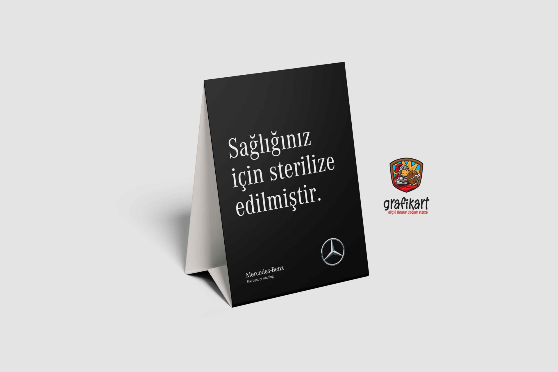 Koluman Masa Üstü Üçgen Broşür